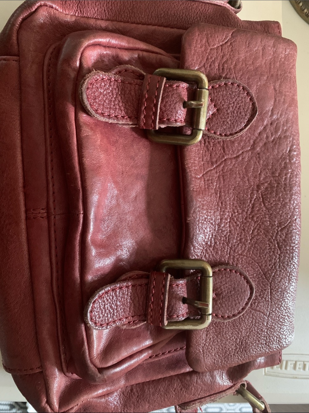 Cut ‘n Paste LA Red Leather Magmetic Buckle Shoulder crossbody Bag Pockets